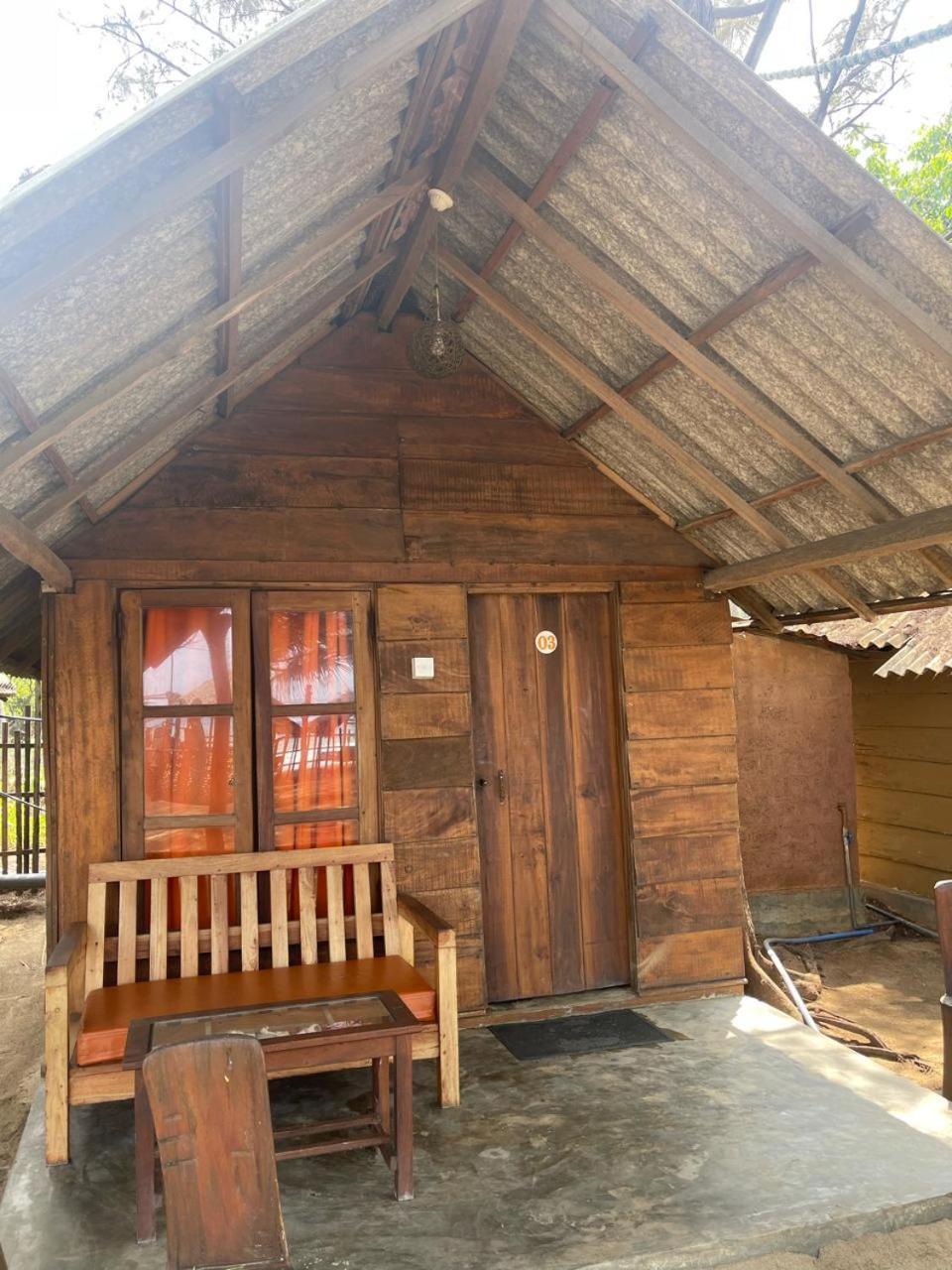 Vitamin Sea Beach Cabana & Hostel 닐라벨리 외부 사진