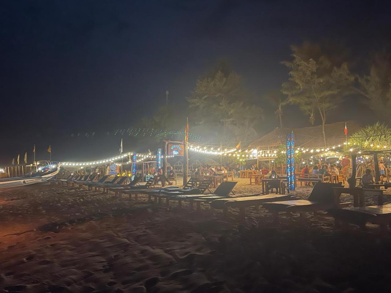 Vitamin Sea Beach Cabana & Hostel 닐라벨리 외부 사진