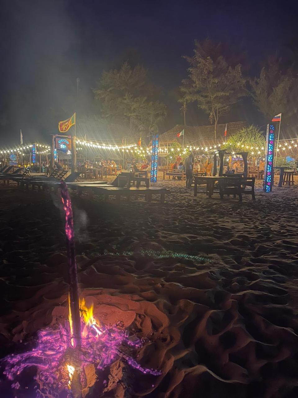 Vitamin Sea Beach Cabana & Hostel 닐라벨리 외부 사진